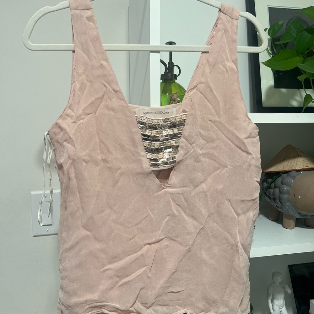 Beaded cutout pink tank top